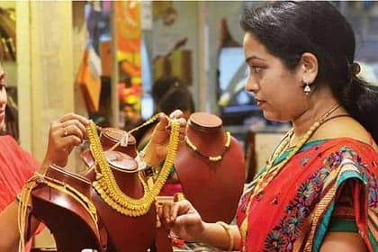 Gold Rate Today: 24 Carat Gold Crosses Rs 60,000 Mark in Most Indian Cities