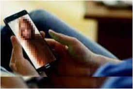 Showing live Porn Shows on Mobile App for thousands of Rupees, Know full story