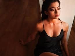Rashmika Mandanna's Deep Neck Private Video Leaked
